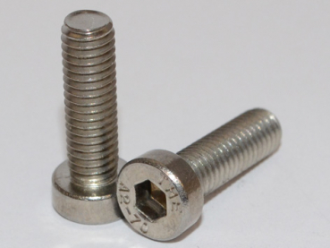 D7984: Zylschrauben m.Innen6kt - M3*6