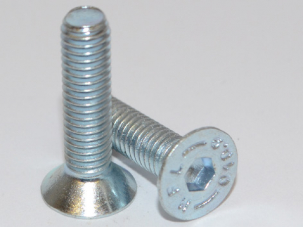 D7991: Senkschrauben m. Innen6kt - M8*16