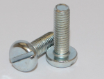 D85: Flachkopfschrauben mit Schlitz - M5*10